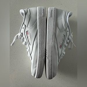 NWOT Women’s C85 Reebok Club Size 8